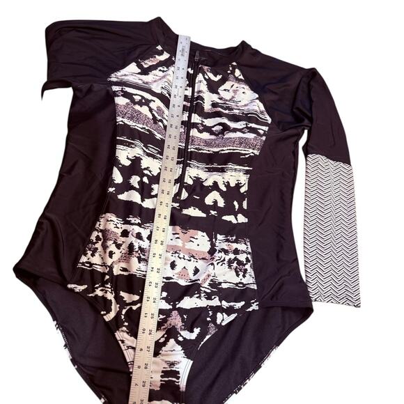 Women’s 3XL Zip Front Long Sleeve Swim Suit with padded Top No Brand - Picture 4 of 6